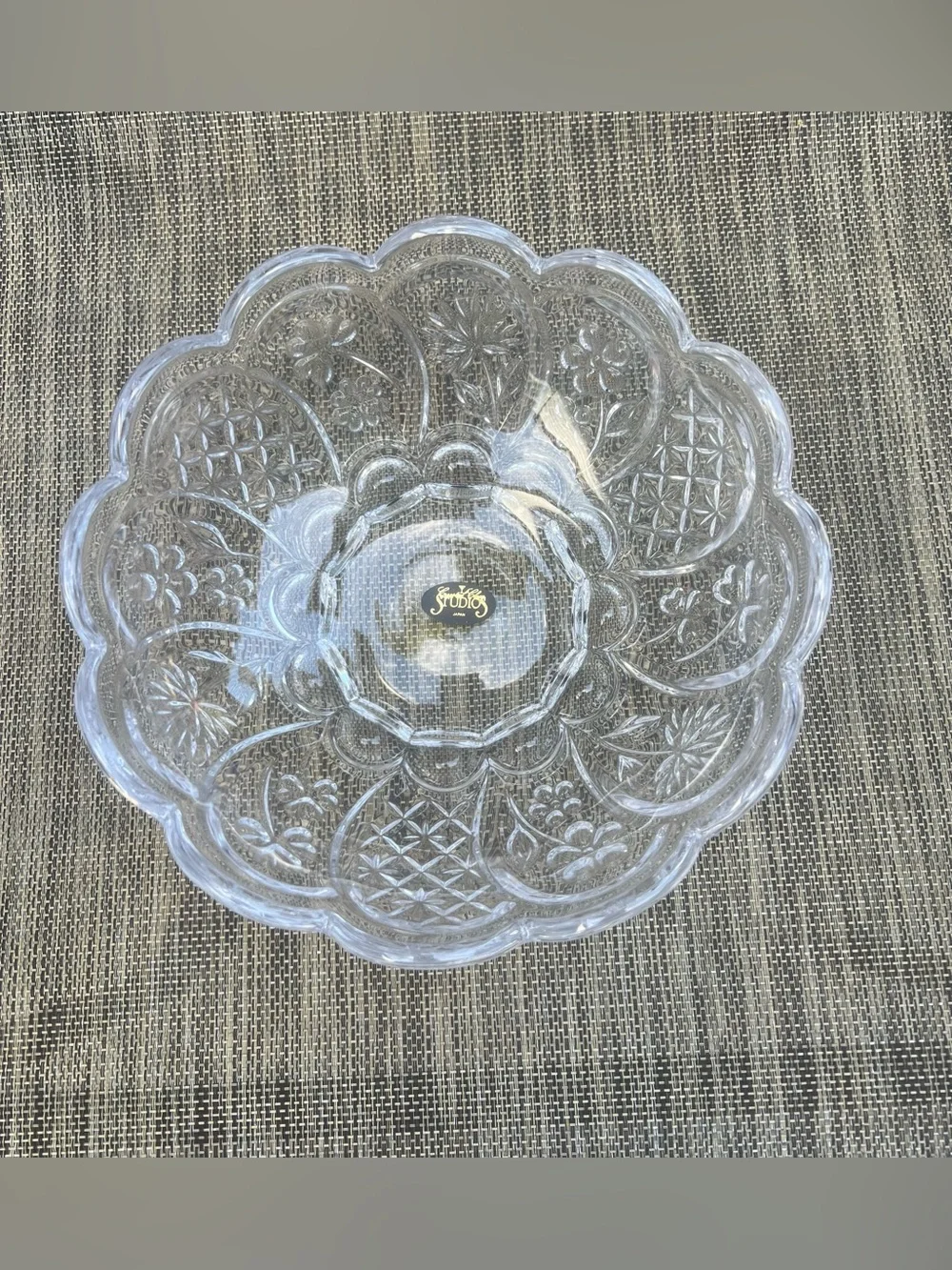 Crystal Clear Thistle Glass 8’ Bowl - Clear